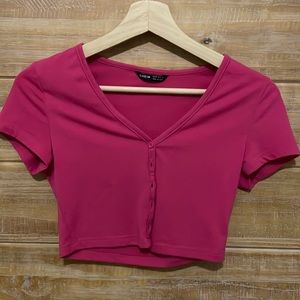 pink short sleeve crop